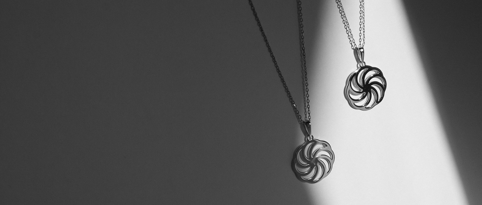 banner_jewelry