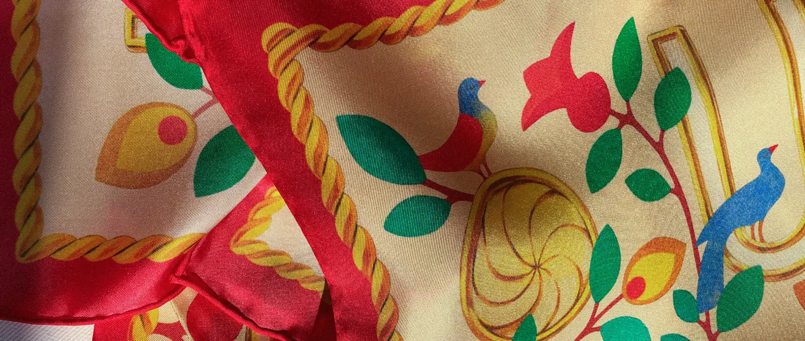 Banner Nude Scarf 1600×678